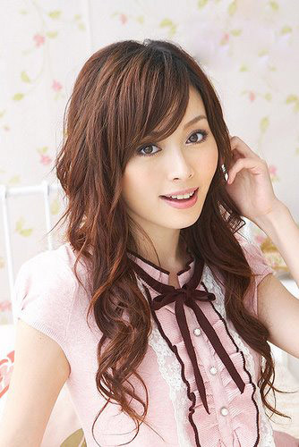 Japanese Female Hairstyles
 January 2013