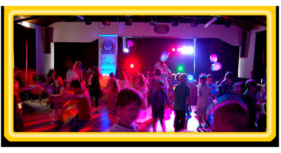 Kids Club Party Hall
 Wel e to Kids DJ Childrens Entertainers Cheshire