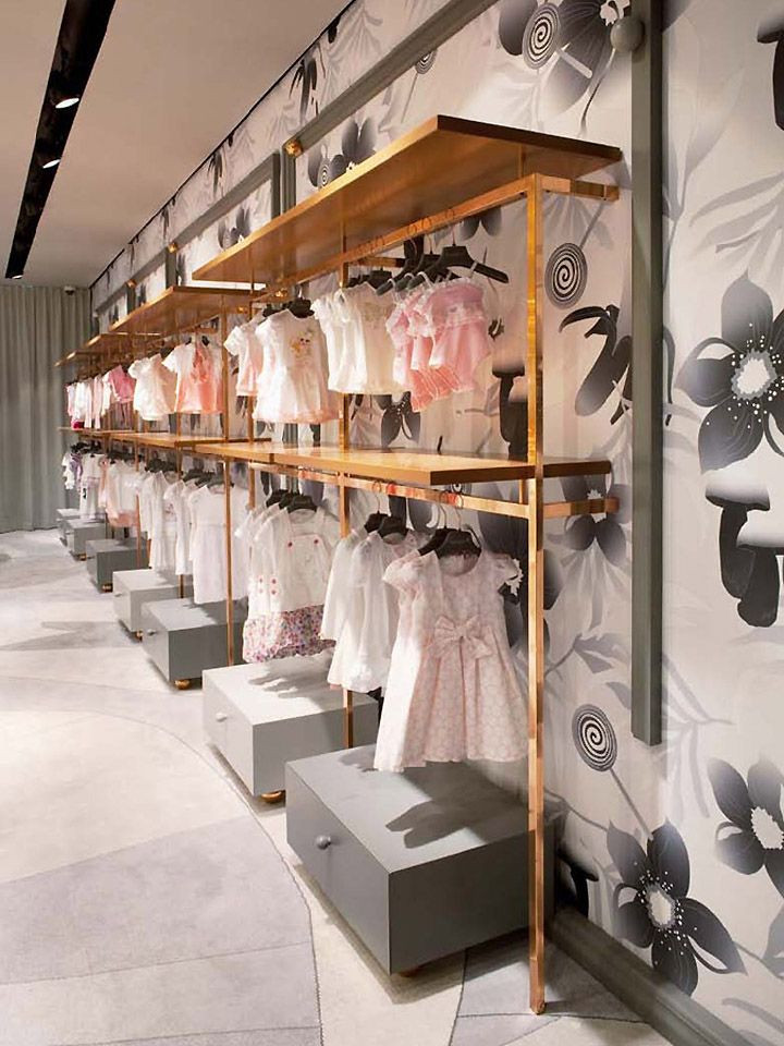 Kids Fashion Boutique
 Wall display in 2019