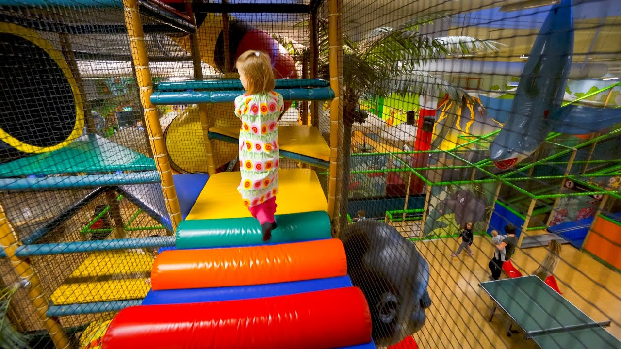 Kids Indoor Playset
 Busfabriken Indoor Playground Fun for Kids 6