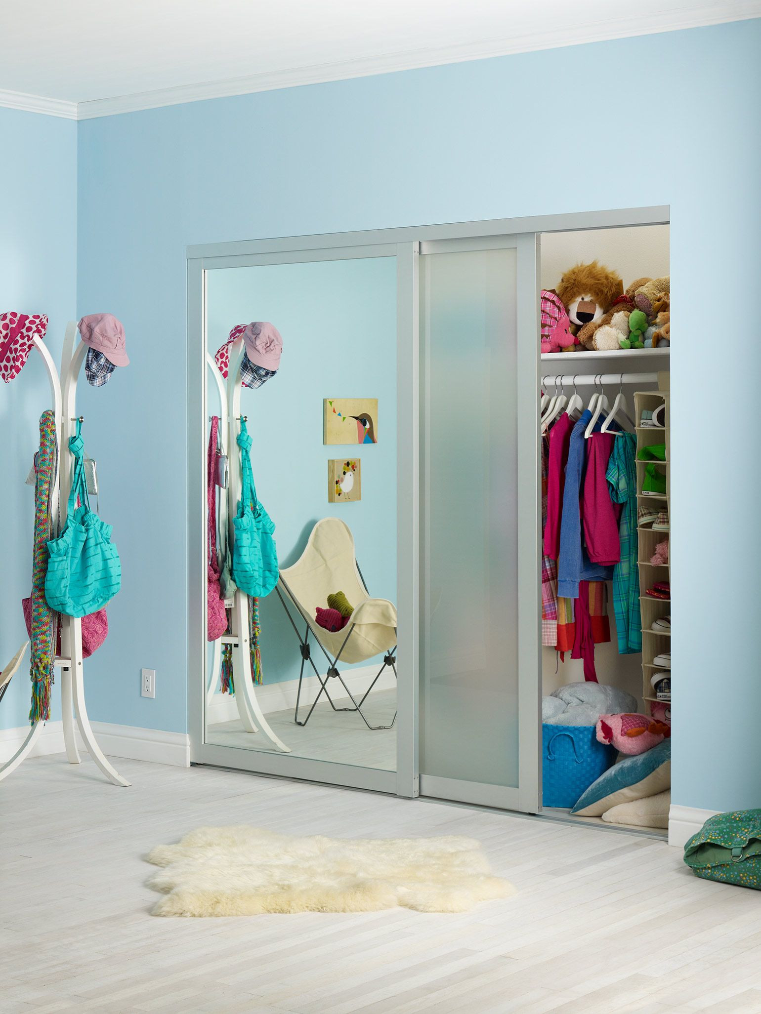Kids Room Mirror
 Closet one half mirrored door the other is frosted
