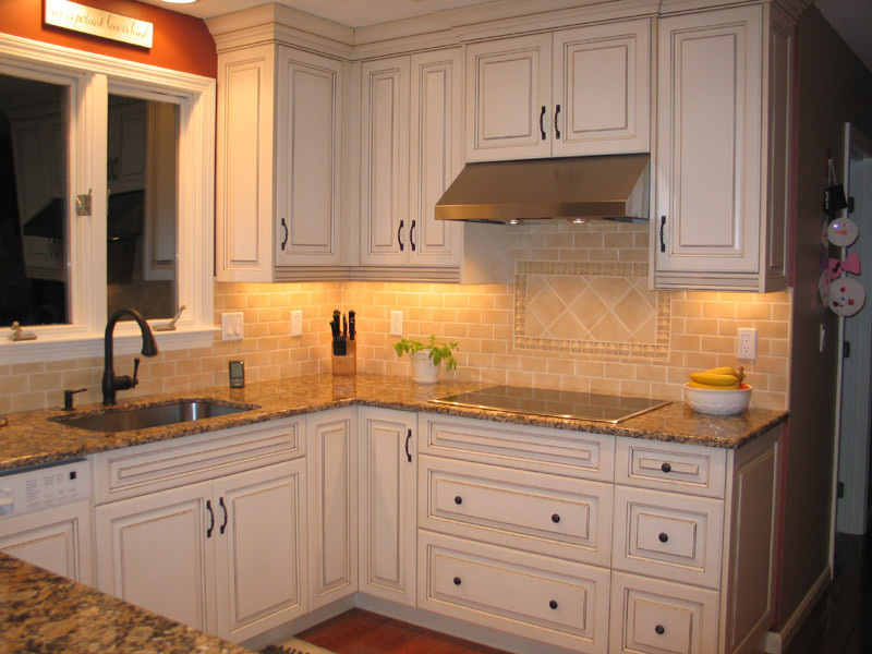 Kitchen Under Cabinet Lighting Options
 Under Cabinet Lightingbest Lighting Amertac Interior Designs