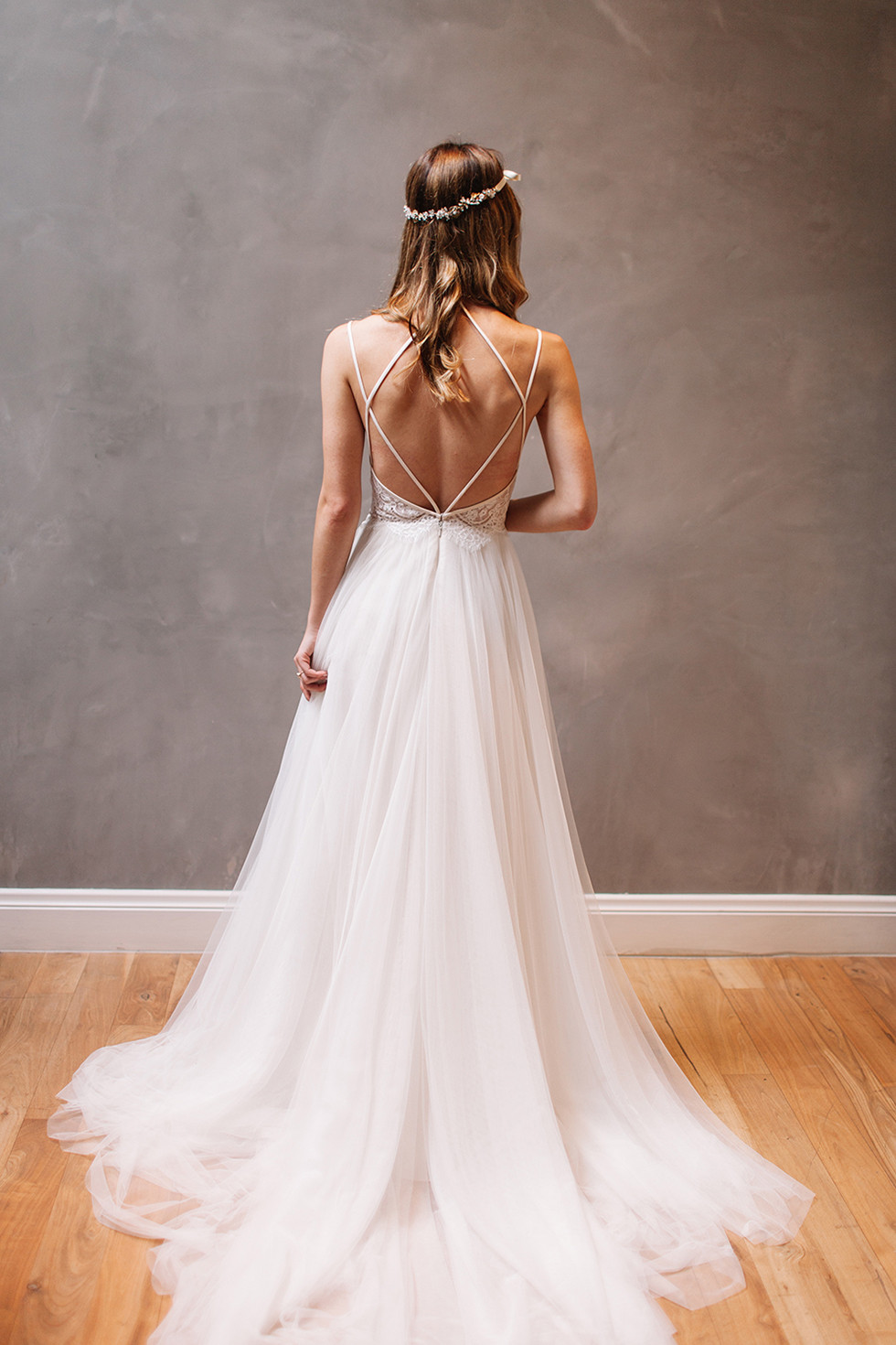 Lace And Tulle Wedding Dress
 y Backless Wedding Dress Spaghetti Straps Open Back