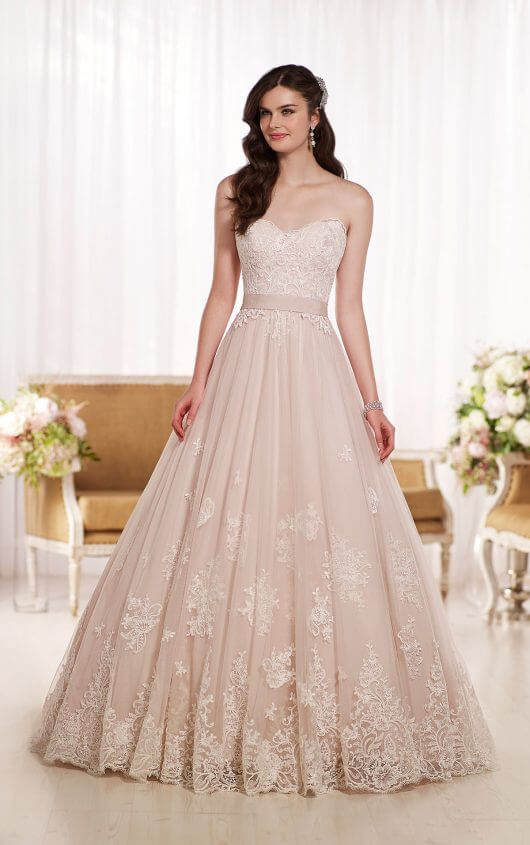 Lace And Tulle Wedding Dress
 Lace on Tulle Designer Wedding Dress