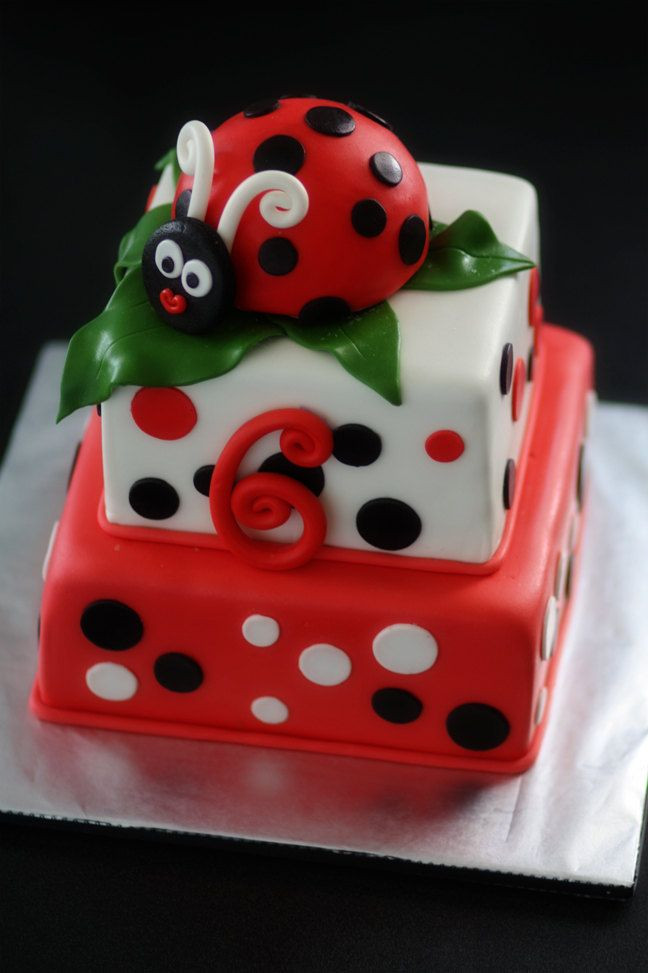 Ladybug Birthday Cakes
 160 best Lady Bug Girl Ideas images on Pinterest