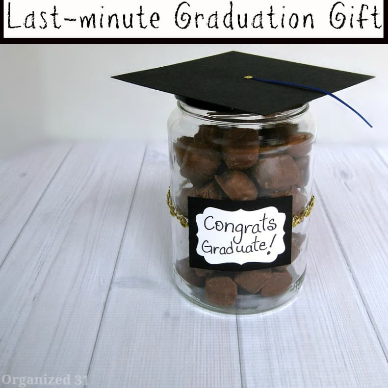 Last Minute Graduation Party Ideas
 Last minute Graduation Gift Organized 31