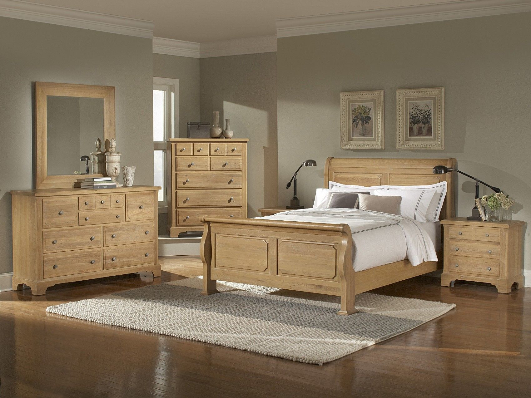 Light Wood Bedroom Set
 oak bedroom furniture sets