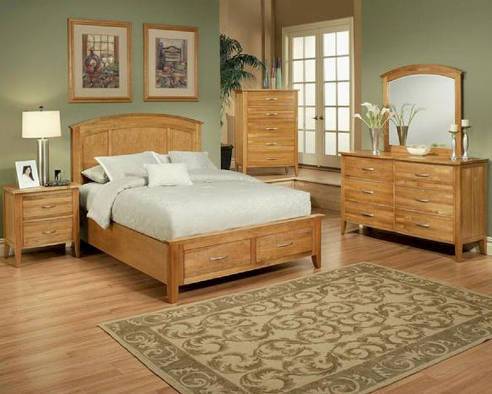 Light Wood Bedroom Set
 Bedroom Set in Light Oak Finish Firefly County by Ayca AY