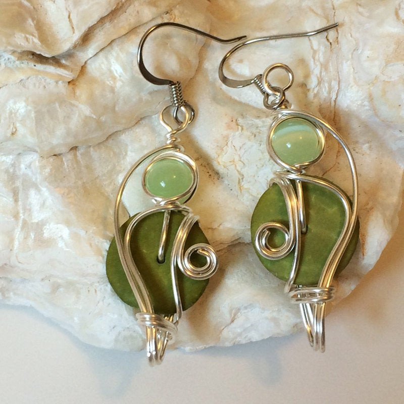 Lime Green Earrings
 Lime Green Earrings Wirewrap Earrings Wirework Jewelry Bead