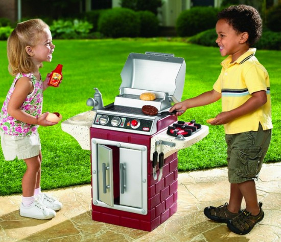 Little Tikes Backyard Barbeque
 It s back Little Tikes Backyard Barbecue $22 great