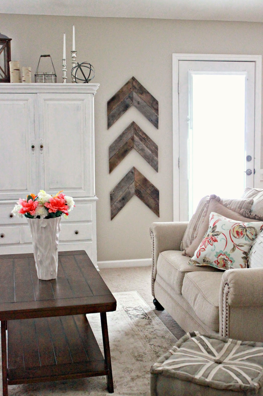 Living Room Decor Diy
 15 Striking Ways to Decorate with Arrows