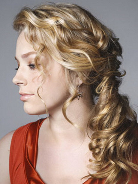 Loose Curl Prom Hairstyles
 Loose prom hairstyles