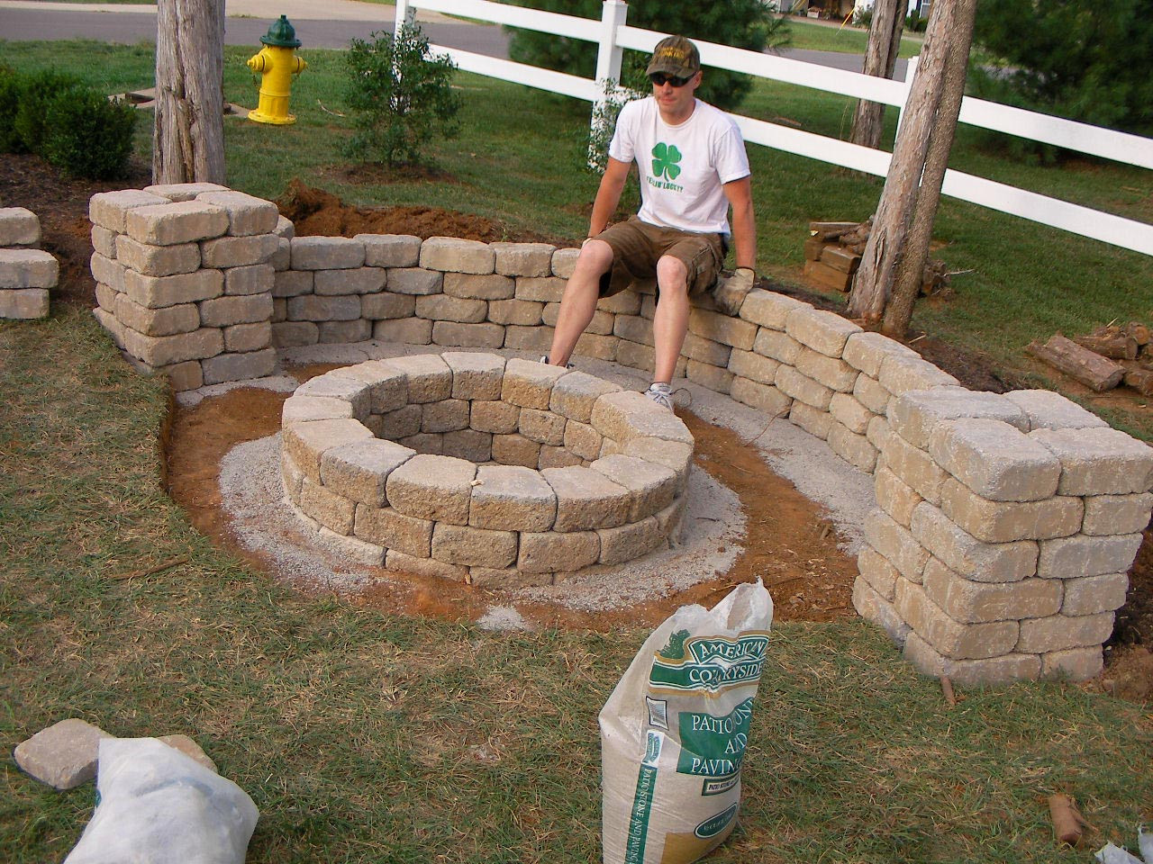 Lowes Diy Firepit
 Others Enticing Diy Fire Pit For Your Backyard