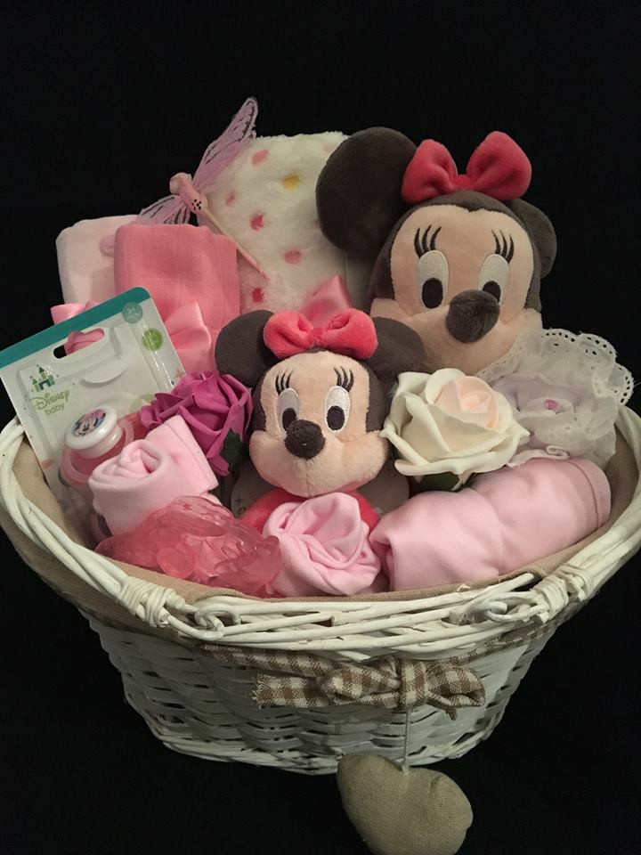 Luxury Baby Gift Baskets
 90 Lovely DIY Baby Shower Baskets for Presenting Homemade