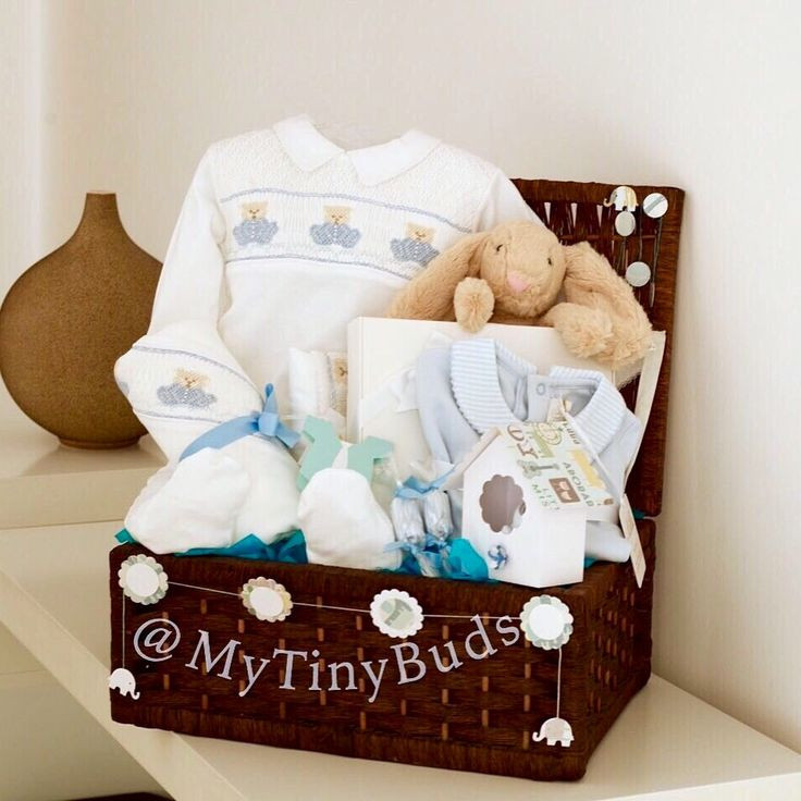 Luxury Baby Gift Baskets
 119 best Baby Gift Baskets and Hampers images on Pinterest