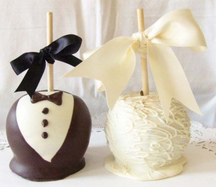 Make Your Own Wedding Favors
 Save Money & Learn How to Make Your Own Wedding Favors