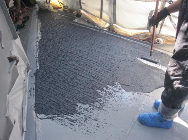 Marine Non Skid Deck Paint
 Siloxane Based Nonskid and Topside Coatings