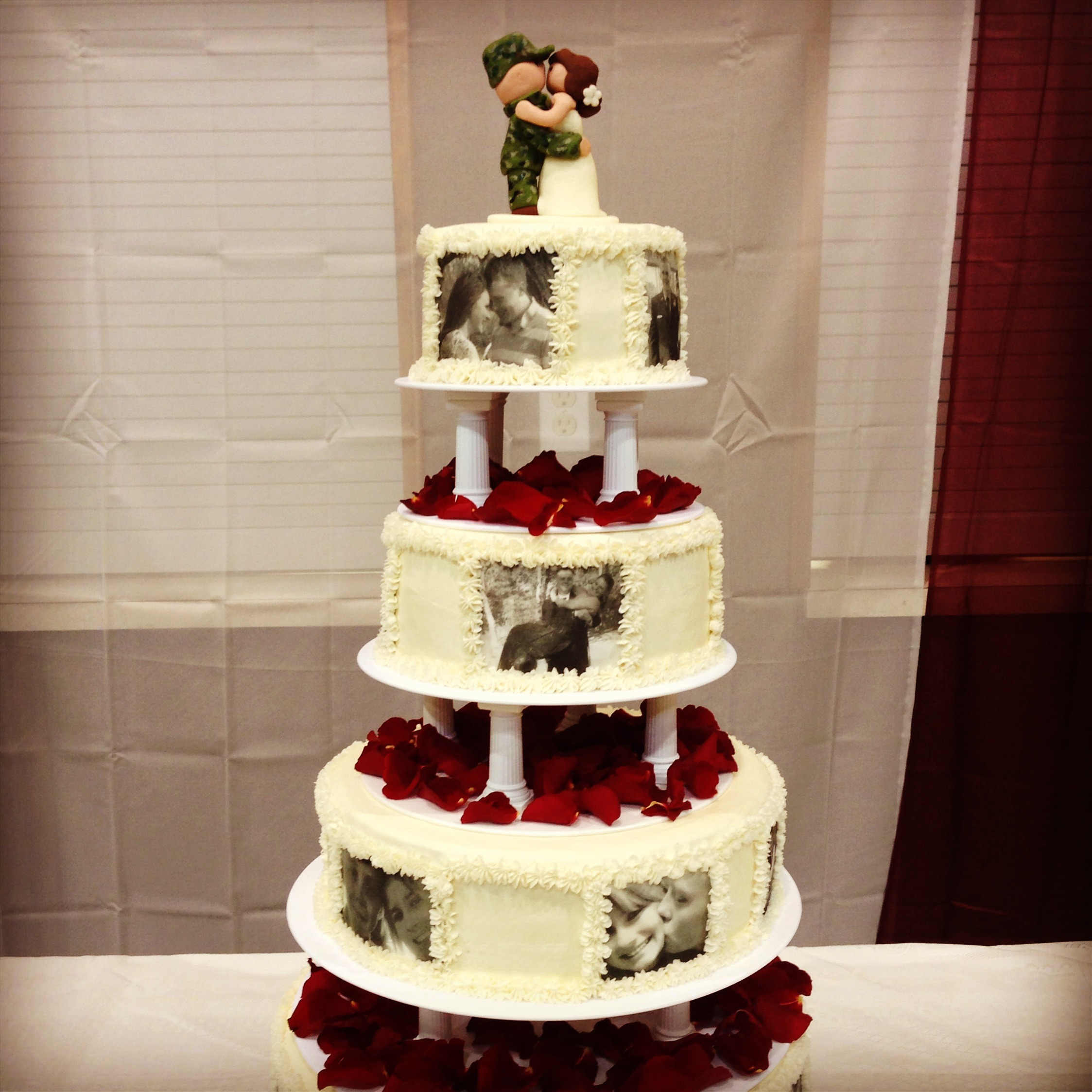 Marine Wedding Cakes
 Military theme wedding cake idea