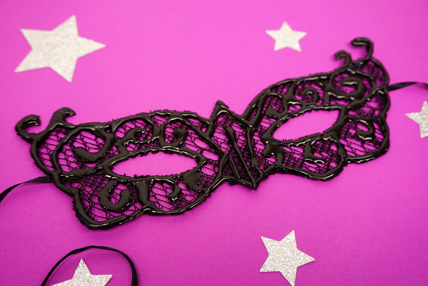 Masquerade Mask DIY
 Easy DIY Lace Masquerade Mask from Hot Glue Happiness is