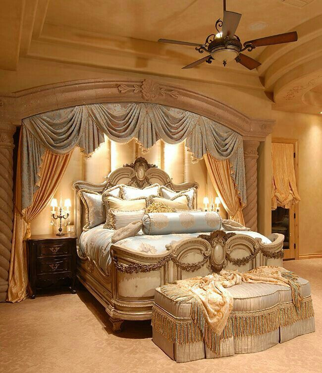 Master Bedroom Key House Party
 Glamorous Glorious & Cozy Ocean cottages