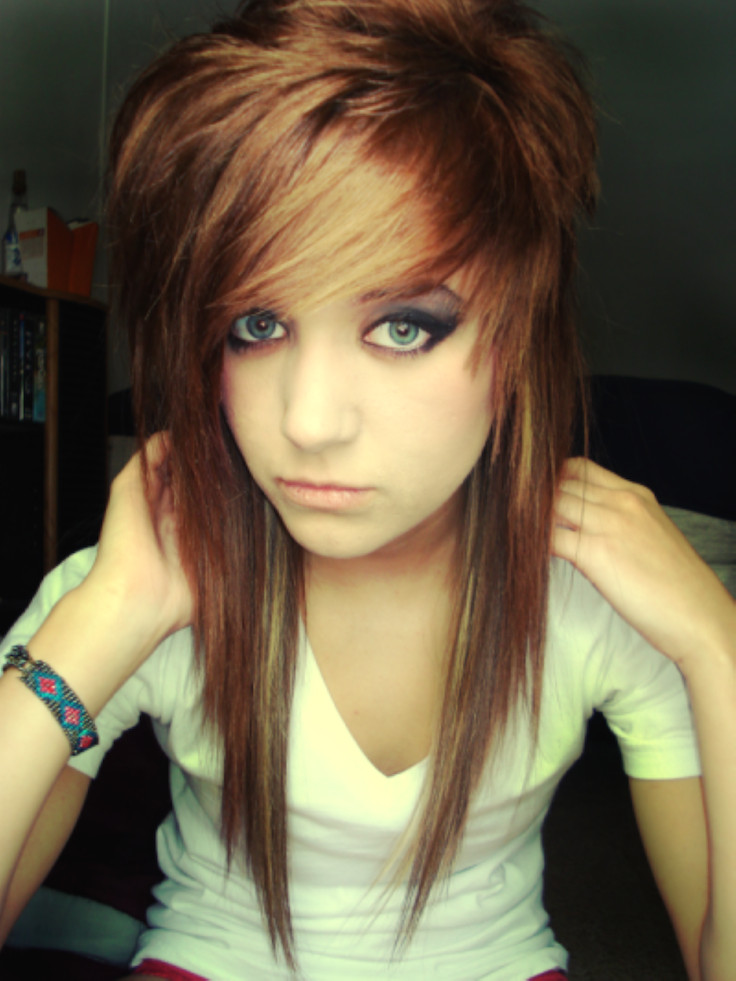 Medium Emo Hairstyles
 20 Emo Hairstyles for Girls Feed Inspiration