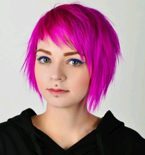 Medium Emo Hairstyles
 30 Creative Emo Hairstyles and Haircuts for Girls in 2020