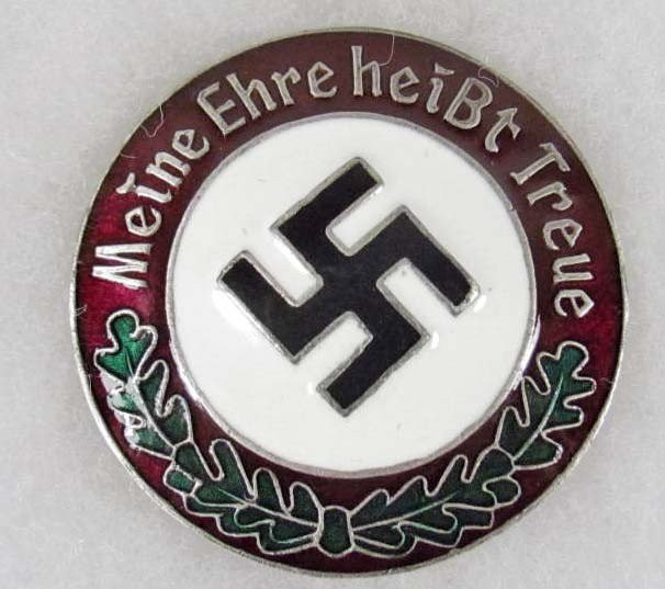 Meine Pins
 68 Nazi German Meine Ehre Heist Treue Badge Lot 68