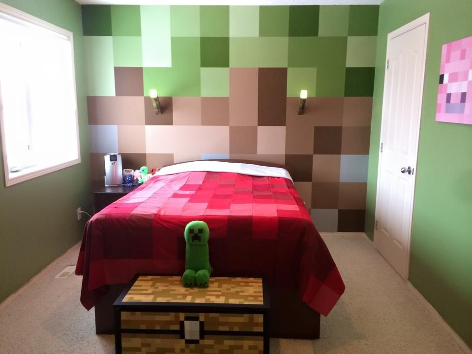 Minecraft Kids Room
 Check out this Minecraft bedroom makeover