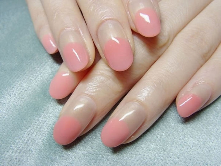 Minimalist Nail Designs
 17 Minimalist Nails That Prove Sometimes Less Is More in