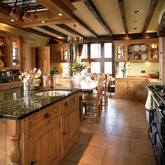 Modern Country Kitchen Ideas
 Country kitchen with wooden units and beams