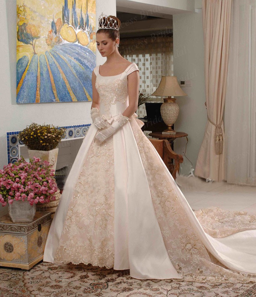 Most Expensive Wedding Dresses
 Free Shipping Expensive Ball Gown Puffy Long Train