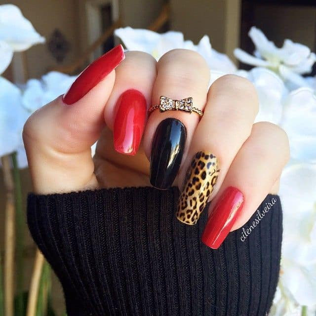 Nail Designs Black And Red
 60 Stunning Red & Black Nail Designs You ll Love to Try