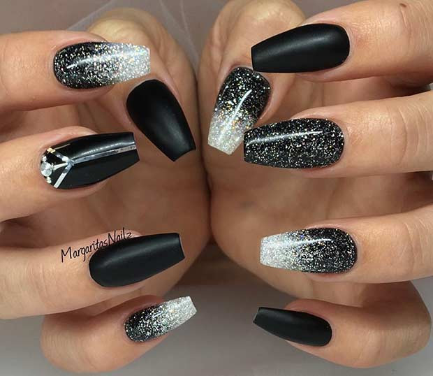 Nail Designs Black And Silver
 31 Snazzy New Year s Eve Nail Designs Page 3 of 3