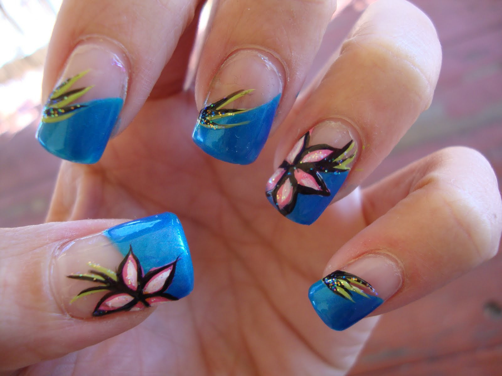 Nails Pretty
 obsessed Pretty Pretty Flower Nails