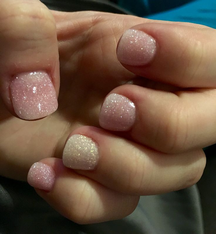 Natural Glitter Nails
 Pink glitter white glitter powder dipped nails Manicure