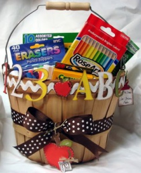 New Teacher Gift Basket Ideas
 8 A Gift Ideas For Your Child’s New Teacher – Party Ideas