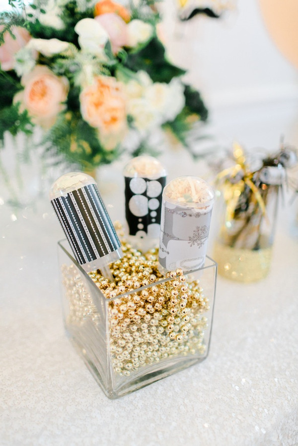 New Years Eve Wedding Colors
 10 Perfect New Years’ Eve Wedding Ideas for 2015