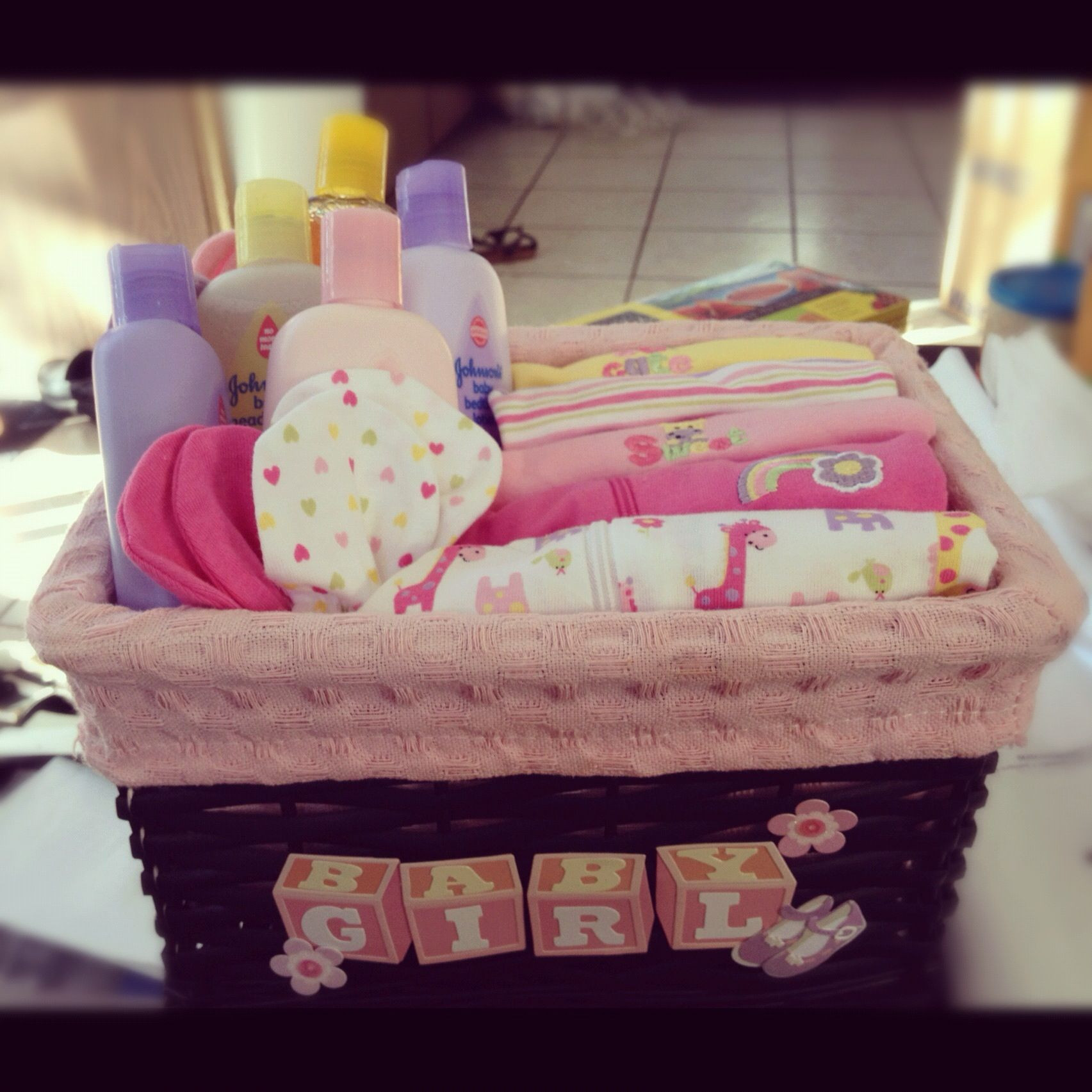 Newborn Baby Gift Baskets Ideas
 Baby shower DIY t basket