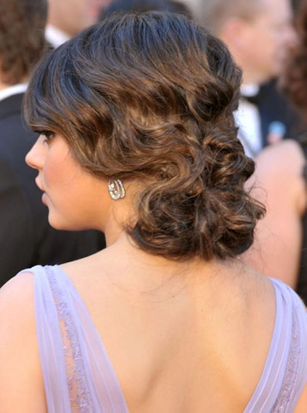 Nice Hairstyles For A Wedding
 35 Lovely Wedding Hairstyles For Short Hair SloDive