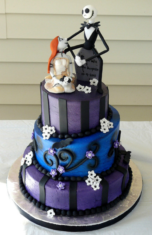 Nightmare Before Christmas Wedding Cake
 13 of the Geekiest and Most Spectacular Wedding Cakes in