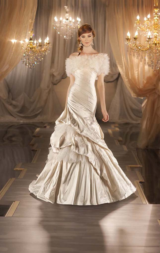 Non White Wedding Dresses
 Dress of The Week Martina Liana 2012 Belle The Magazine