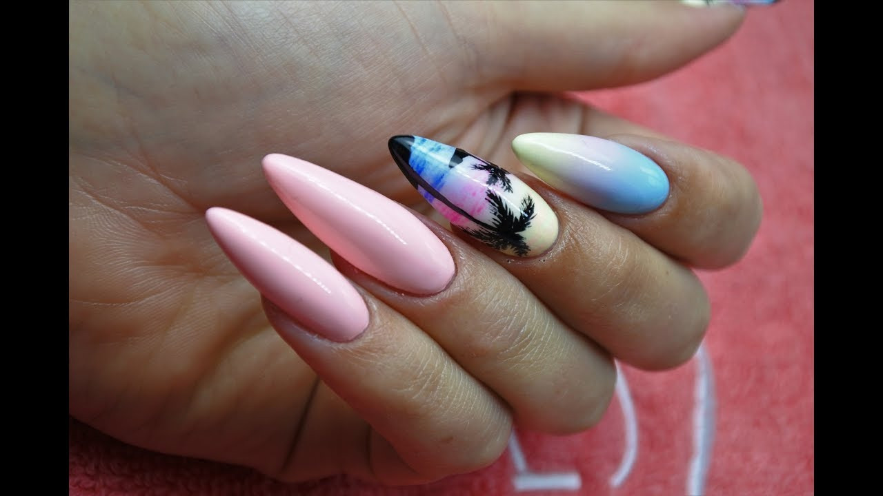 Ombre Nail Art
 Pastel ombre
