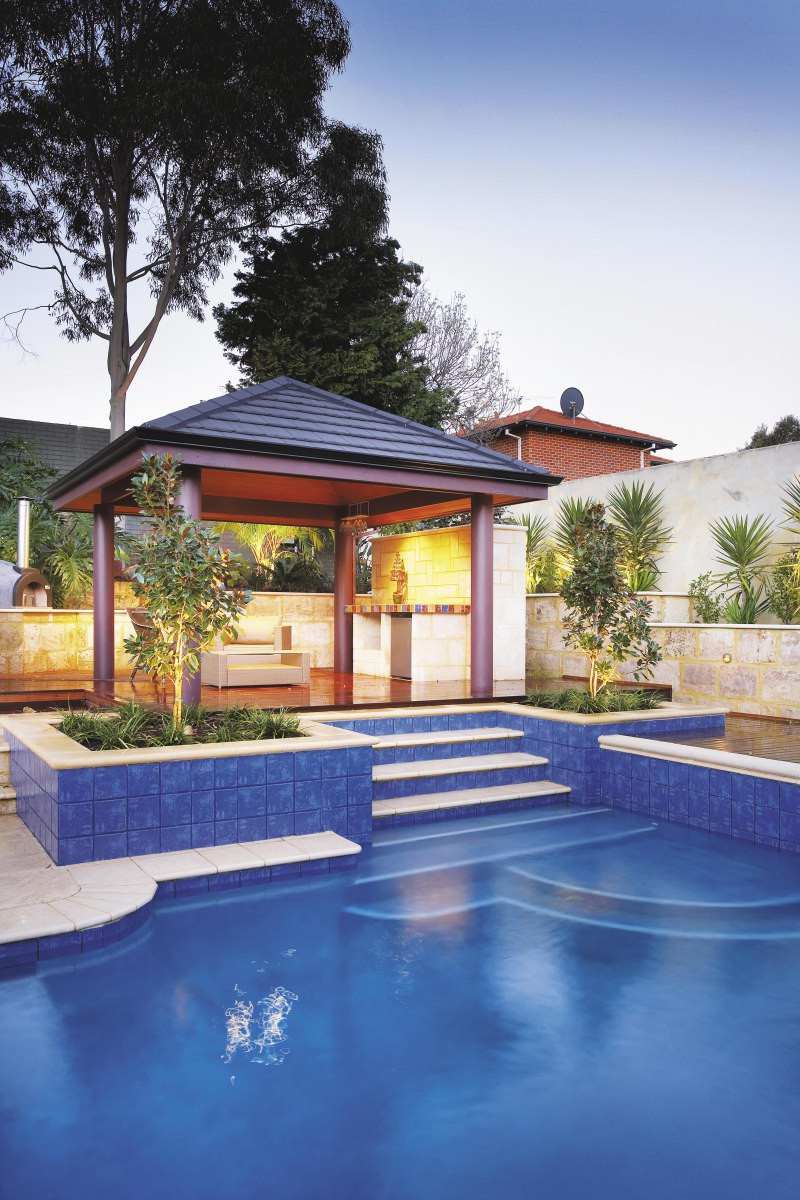 Outdoor Landscape Pool
 Backyard Landscaping Ideas Swimming Pool Design