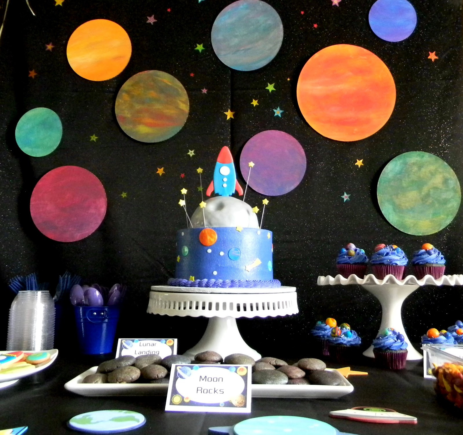 Outer Space Birthday Party
 Frost Your Cake