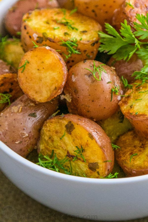 Oven Roasted Baby Red Potatoes
 Easy Oven roasted baby red potatoes Natasha s Kitchen