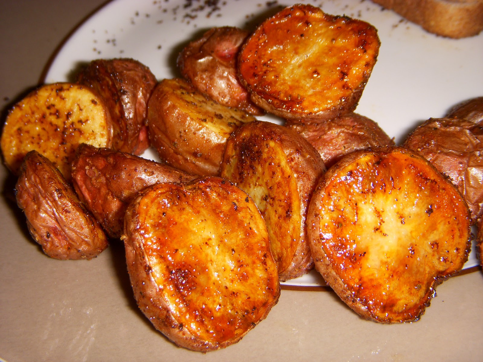 Oven Roasted Baby Red Potatoes
 What s Sara Cookin oven roasted baby red or yukon gold