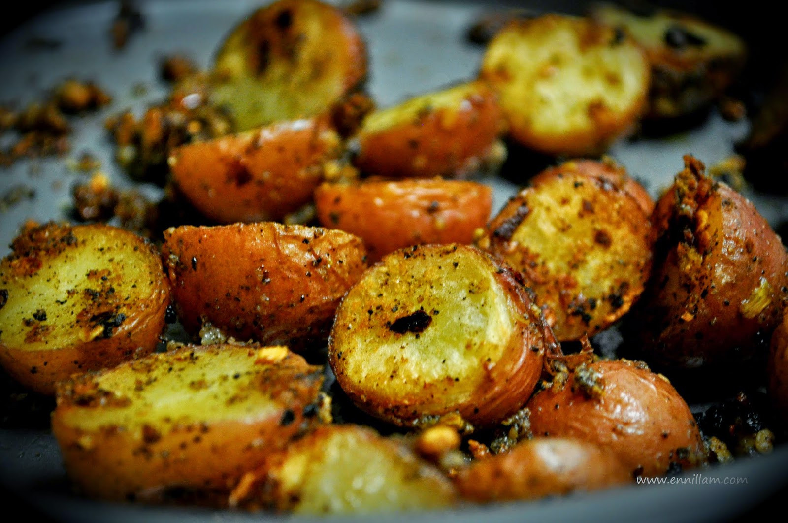 Oven Roasted Baby Red Potatoes
 Oven roasted red baby potatoes