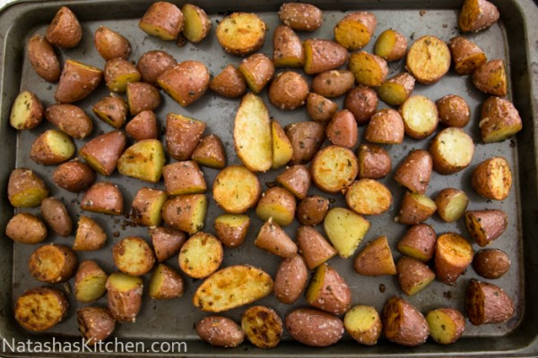 Oven Roasted Baby Red Potatoes
 Easy Oven roasted baby red potatoes