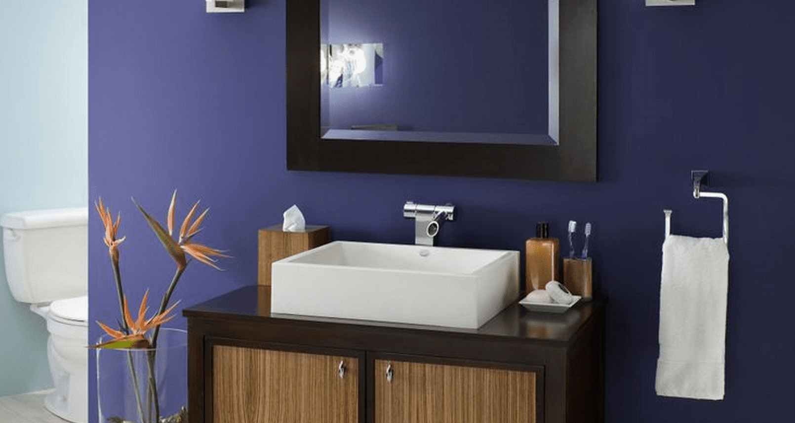 Paint Colors For The Bathroom
 The Best Paint Colors for a Small Bathroom