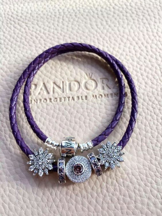 Pandora Charm Bracelet Sale
 OFF $179 Pandora Leather Charm Bracelet Purple Hot